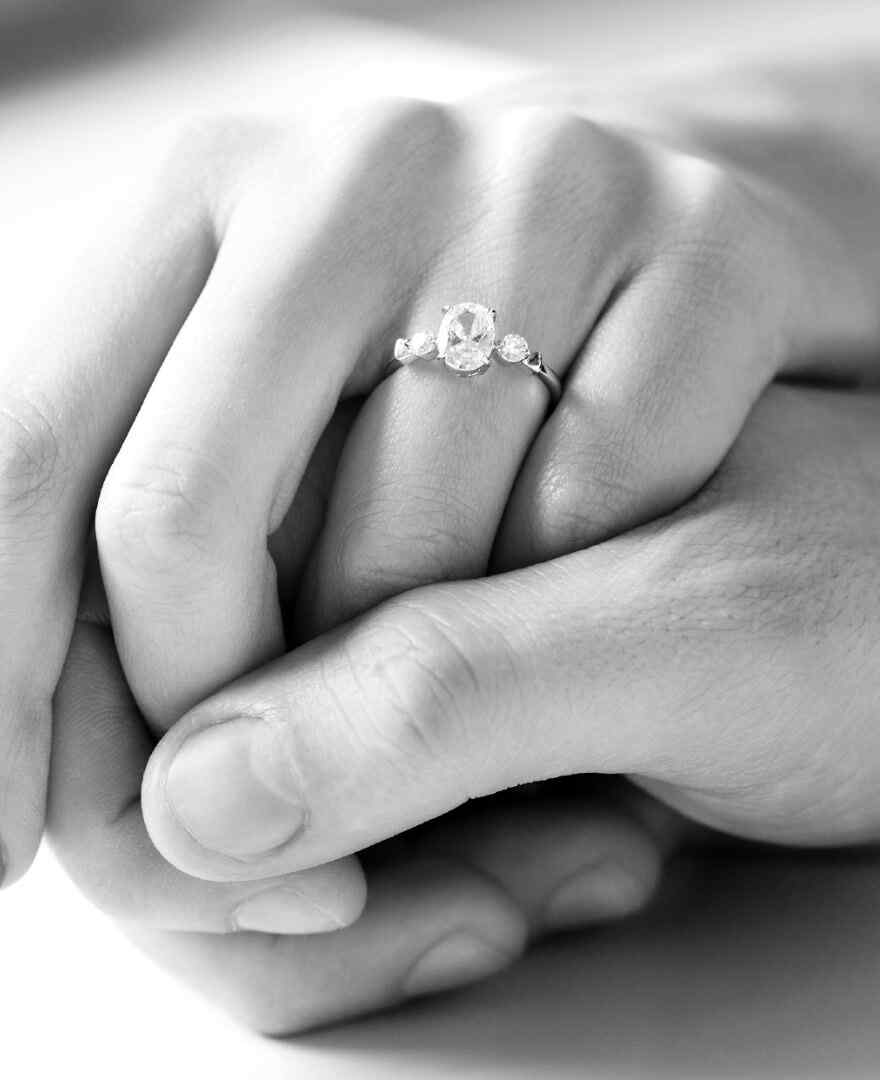 https://calliopewedding.com/wp-content/uploads/2021/01/single_story_1.jpg