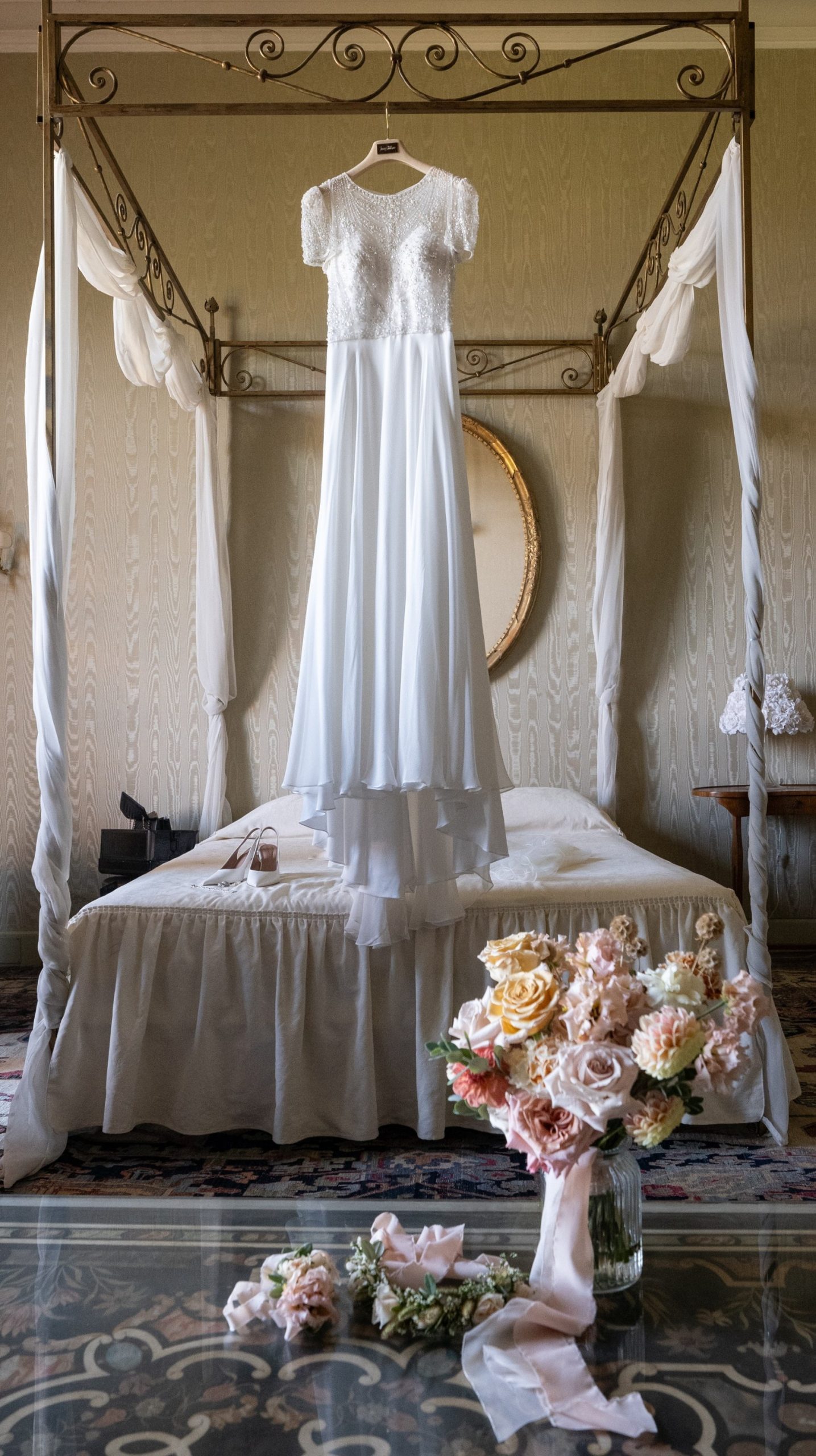https://calliopewedding.com/wp-content/uploads/2026/04/defCONTATTACI-scaled.jpg