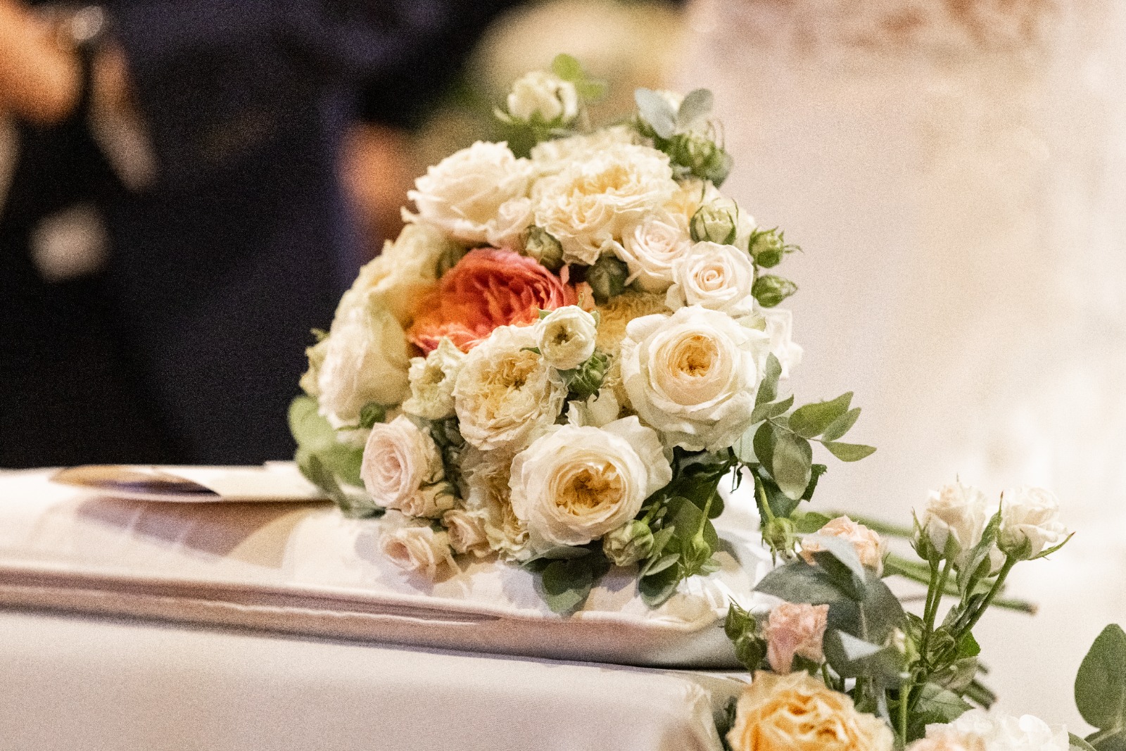 https://calliopewedding.com/wp-content/uploads/2026/06/Allestimenti-floreali-matrimonio.jpeg